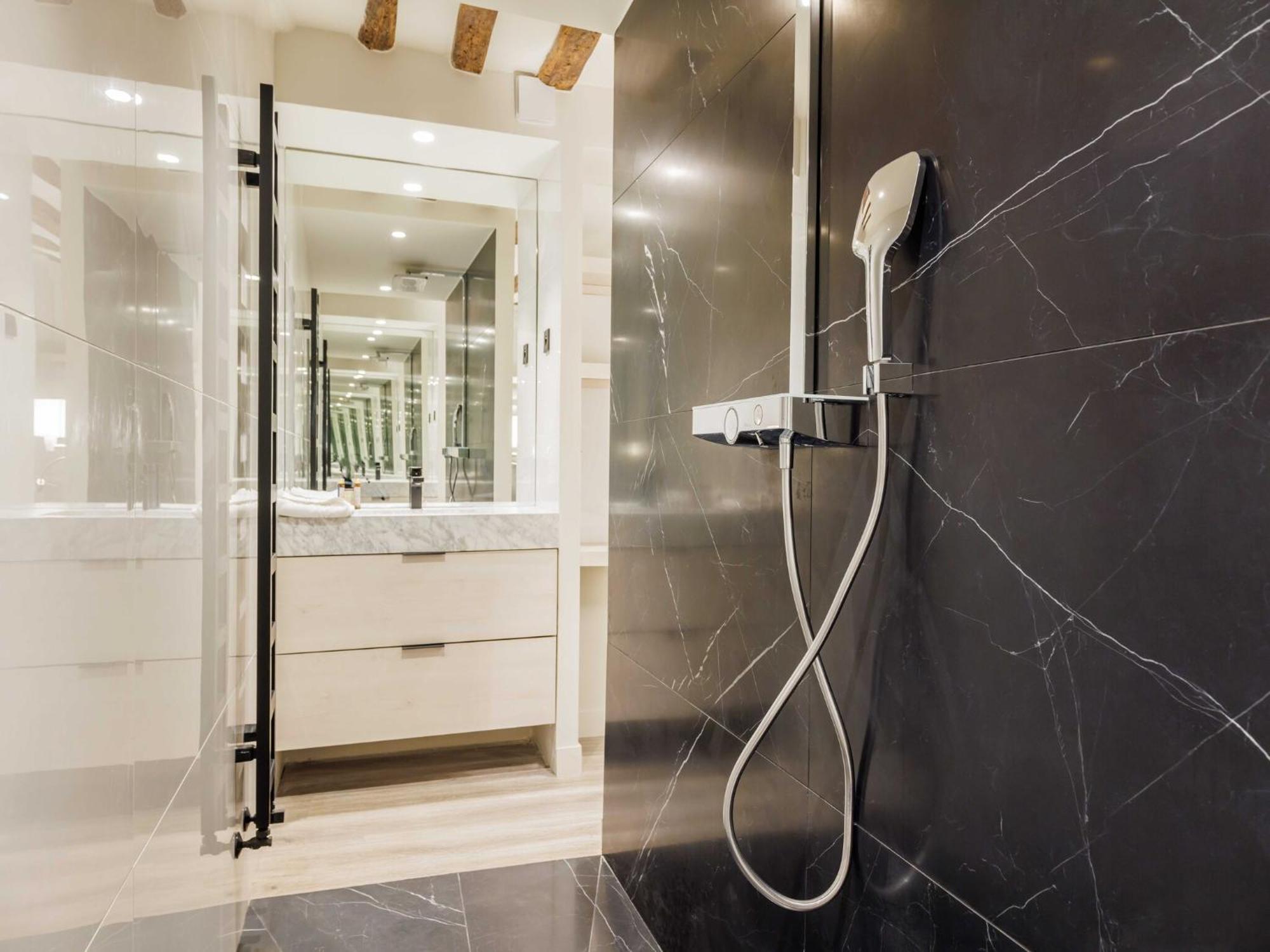 Apartment Unique - Marais - Mobility Lease Paris